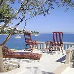 Luxury Ciovo Sleeps 17, Infinity Pool, Seafront 빌라 *