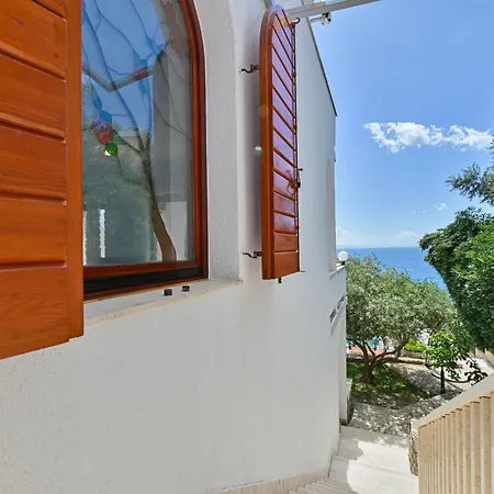 别墅 Luxury Ciovo Sleeps 17, Infinity Pool, Seafront